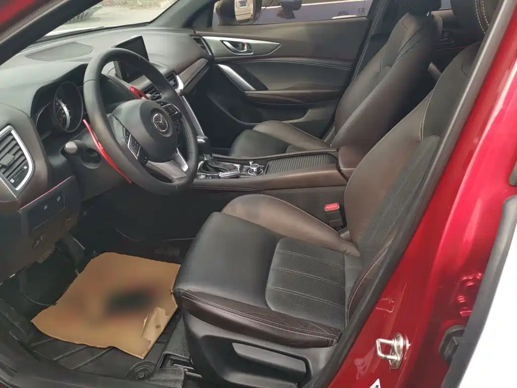 Mazda CX-4 2016 — фото 11