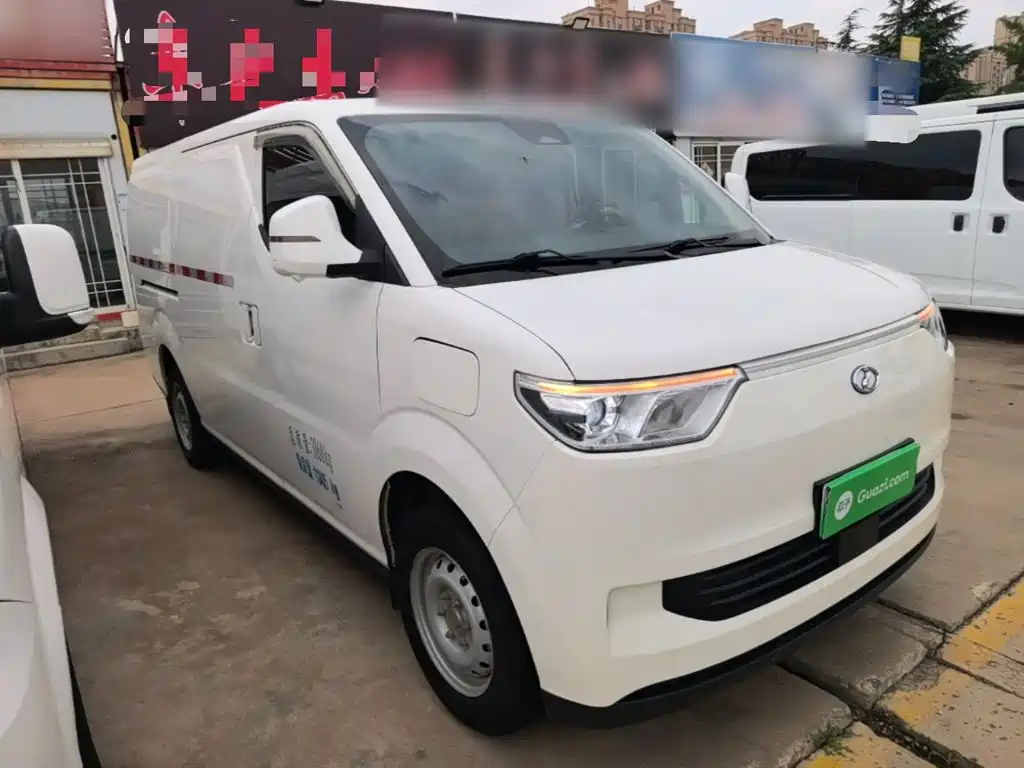 Ruichi 瑞驰新能源EC75 2025款 智行版 先锋型Ⅰ 50.38kWh 2025