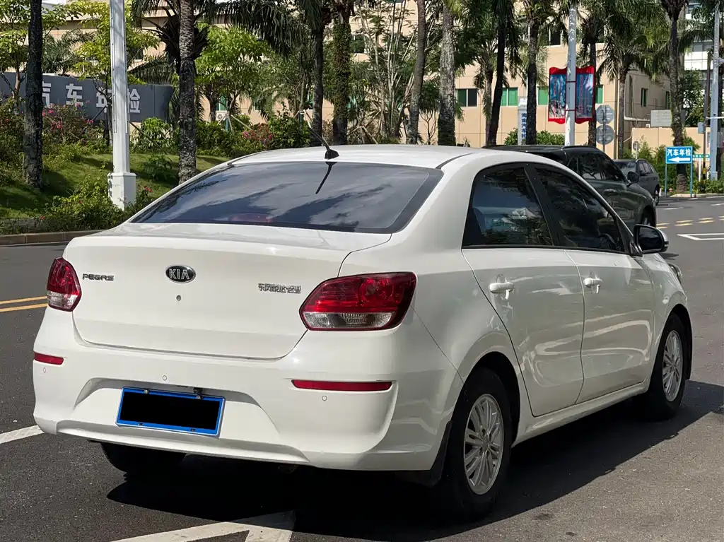 Kia Huanchi 2018 — фото 9