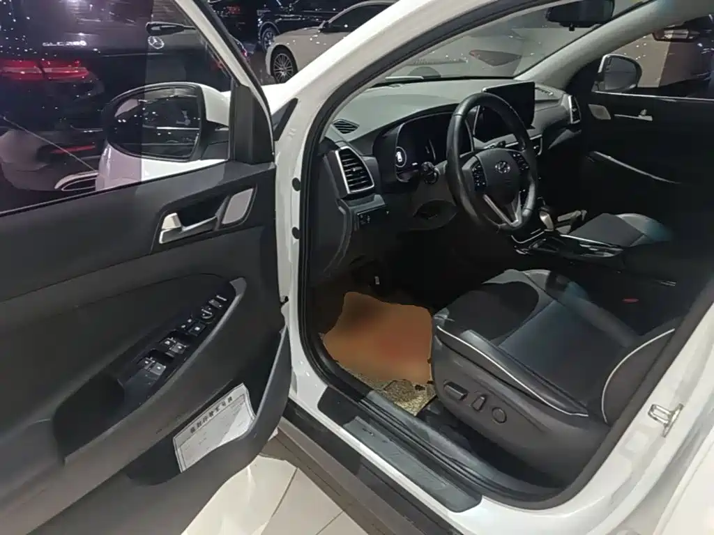 Hyundai Tucson 2019 — фото 16