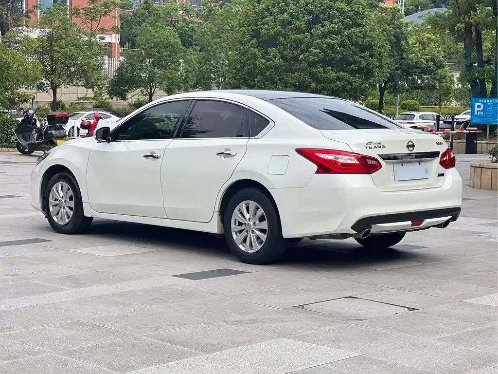 Nissan Teana 2018