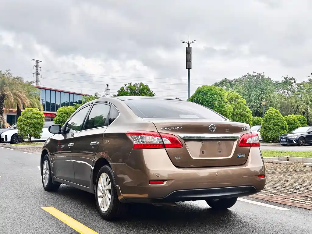 Nissan Sylphy 2013