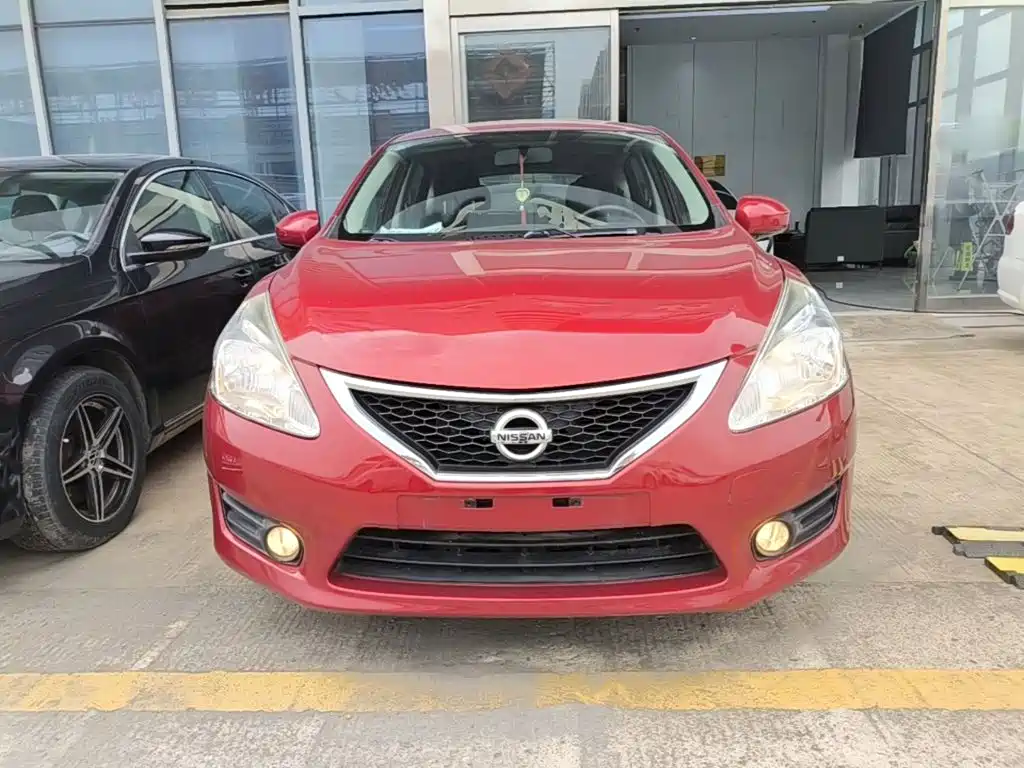 Nissan Tiida 2016