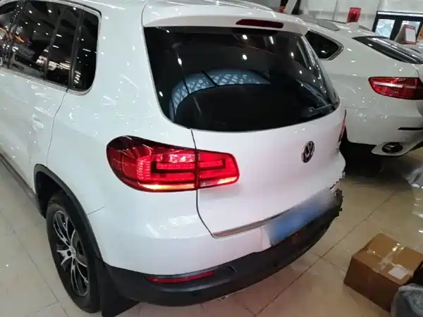 Volkswagen Tiguan 2015
