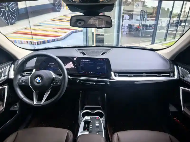 BMW X1 2025