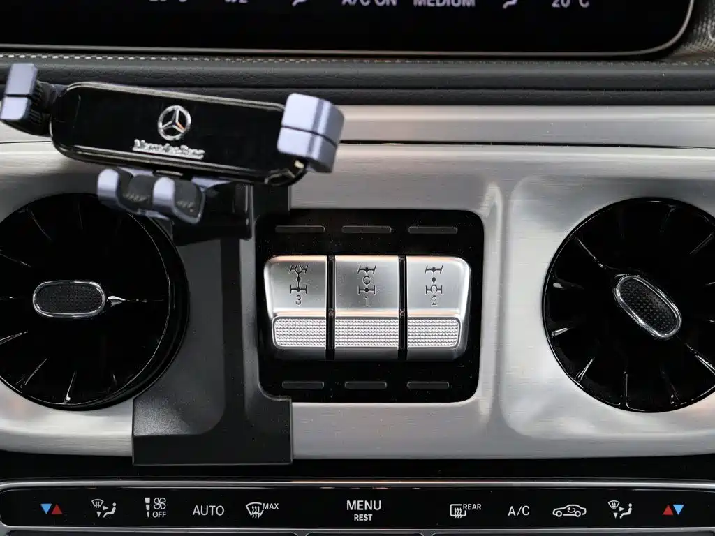 Mercedes-Benz G-Class 2020 — фото 19