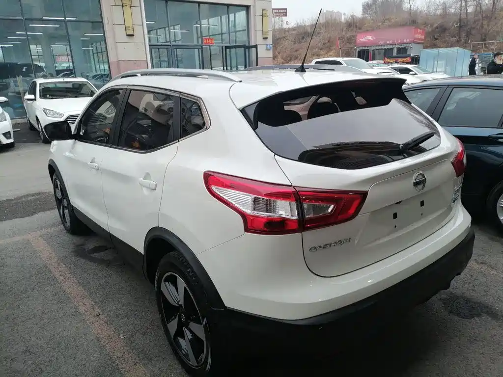 Nissan Qashqai 2016 — фото 23