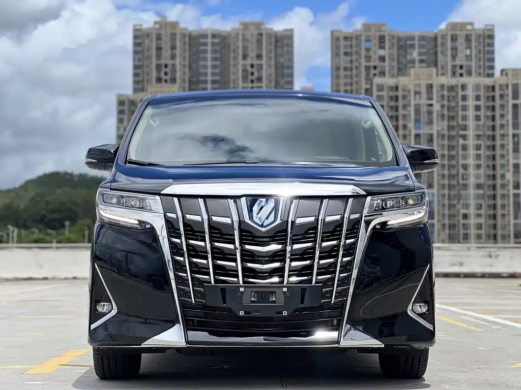 Toyota Alphard 2023 — фото 2