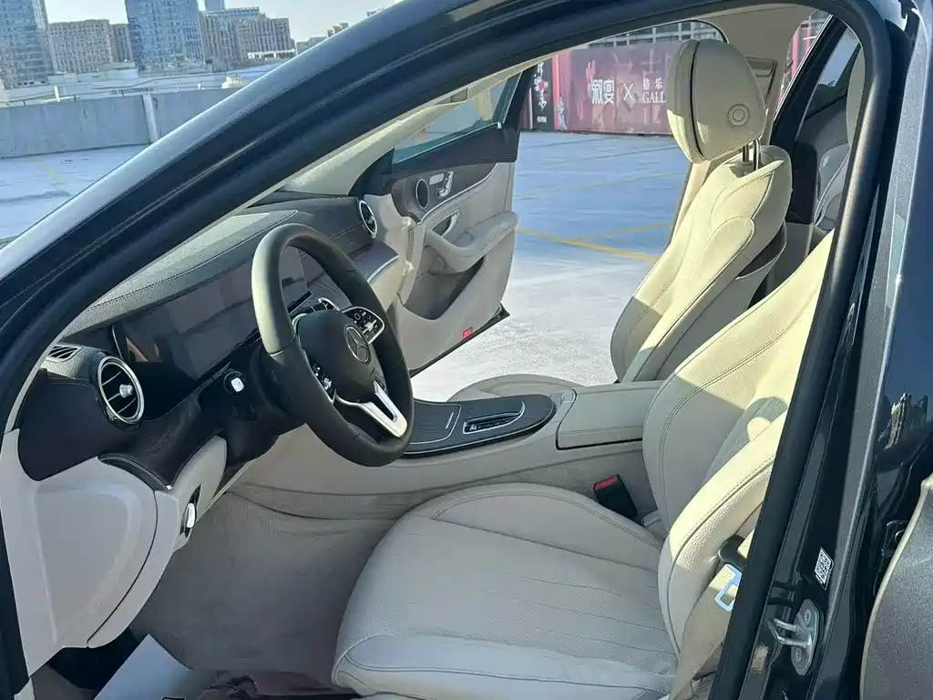 Mercedes-Benz E-Class 2019 — фото 4