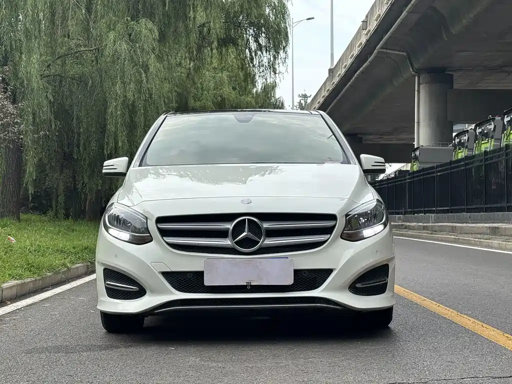 Mercedes-Benz B-Class 2015