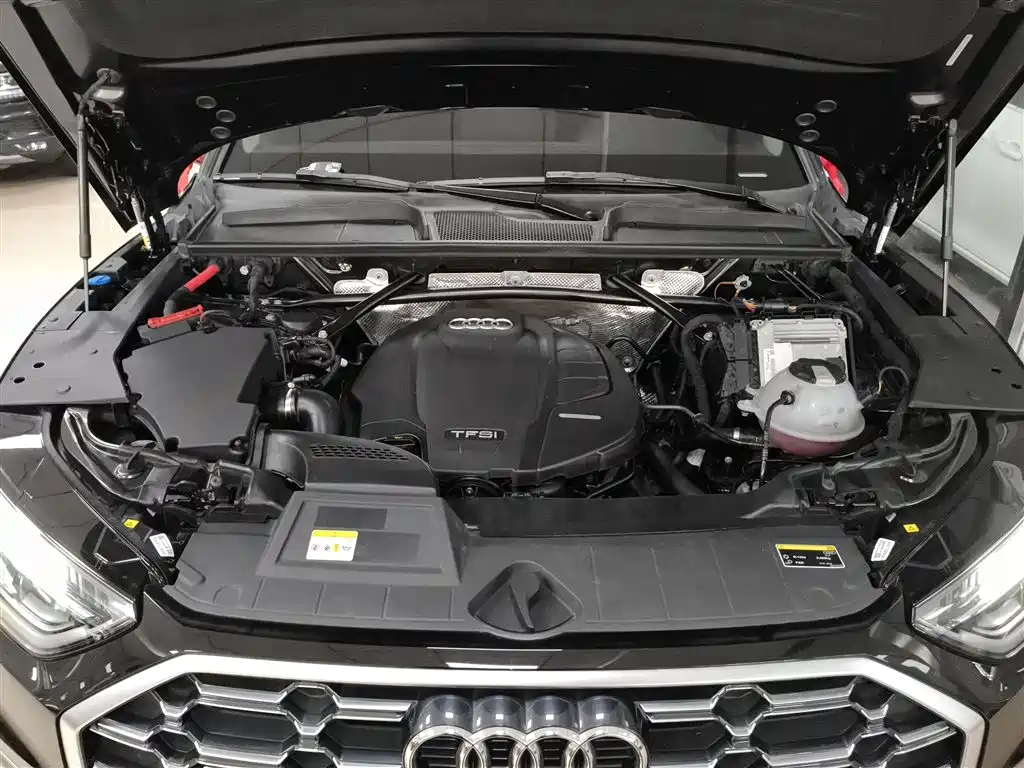 Audi Q5L 2022 — фото 20