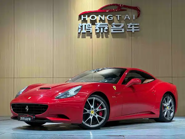 Ferrari California T 2013