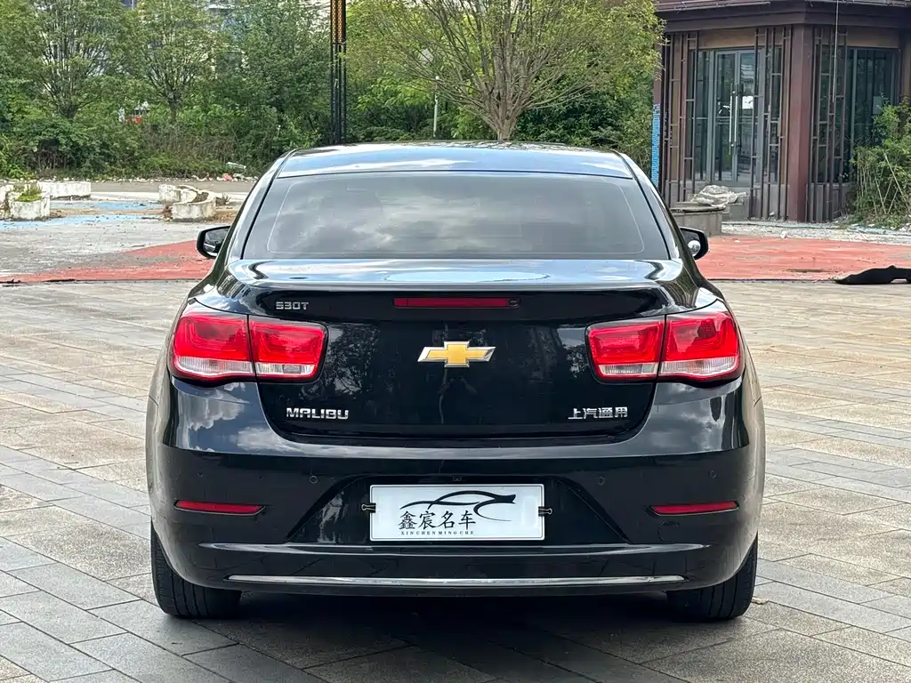 Chevrolet Malibu 2018 — фото 9