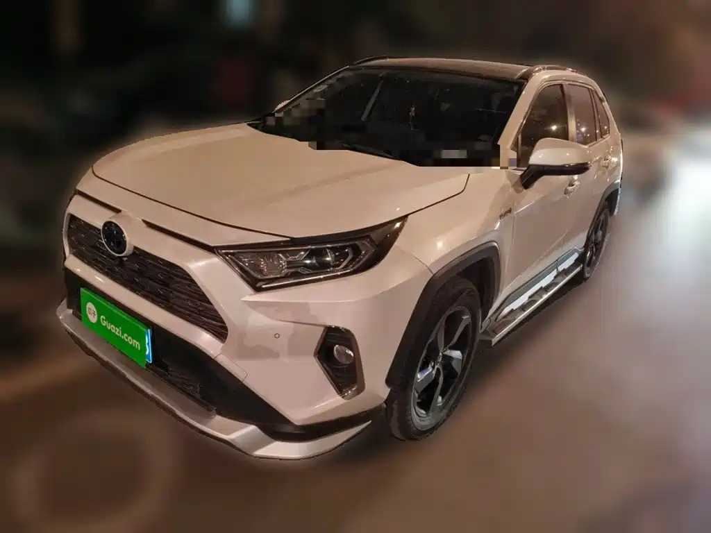 Toyota RAV4 2020 — фото 2