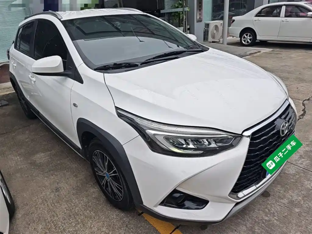 Toyota Yaris L 2021 — фото 4