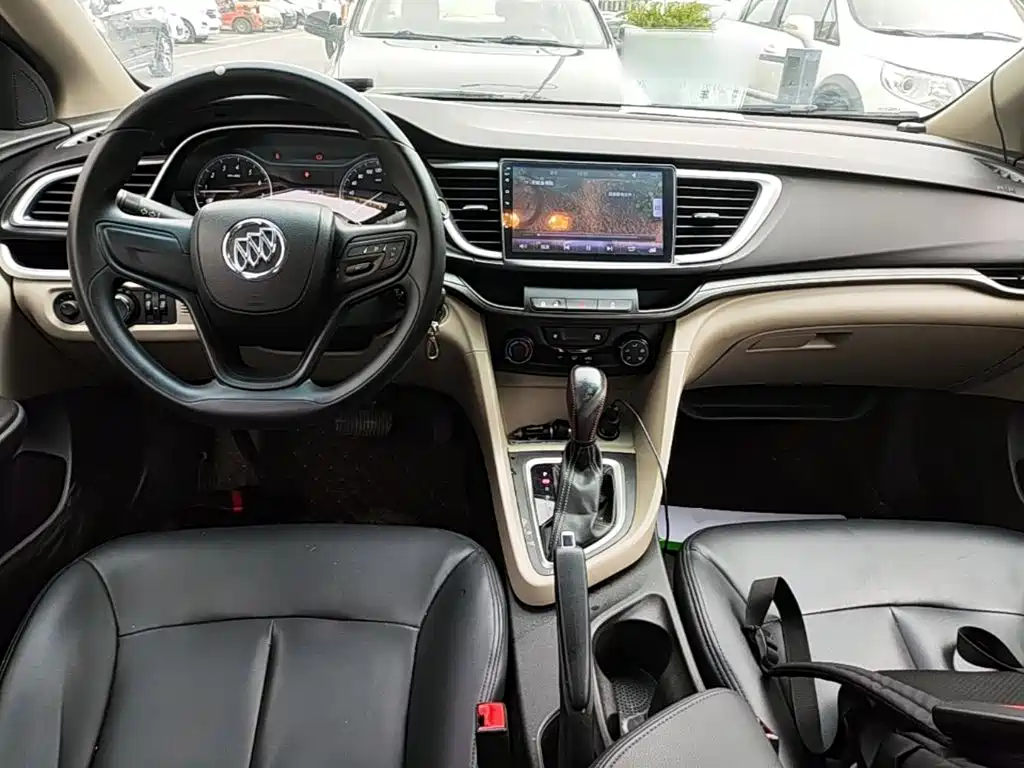 Buick Excelle 2017 — фото 10