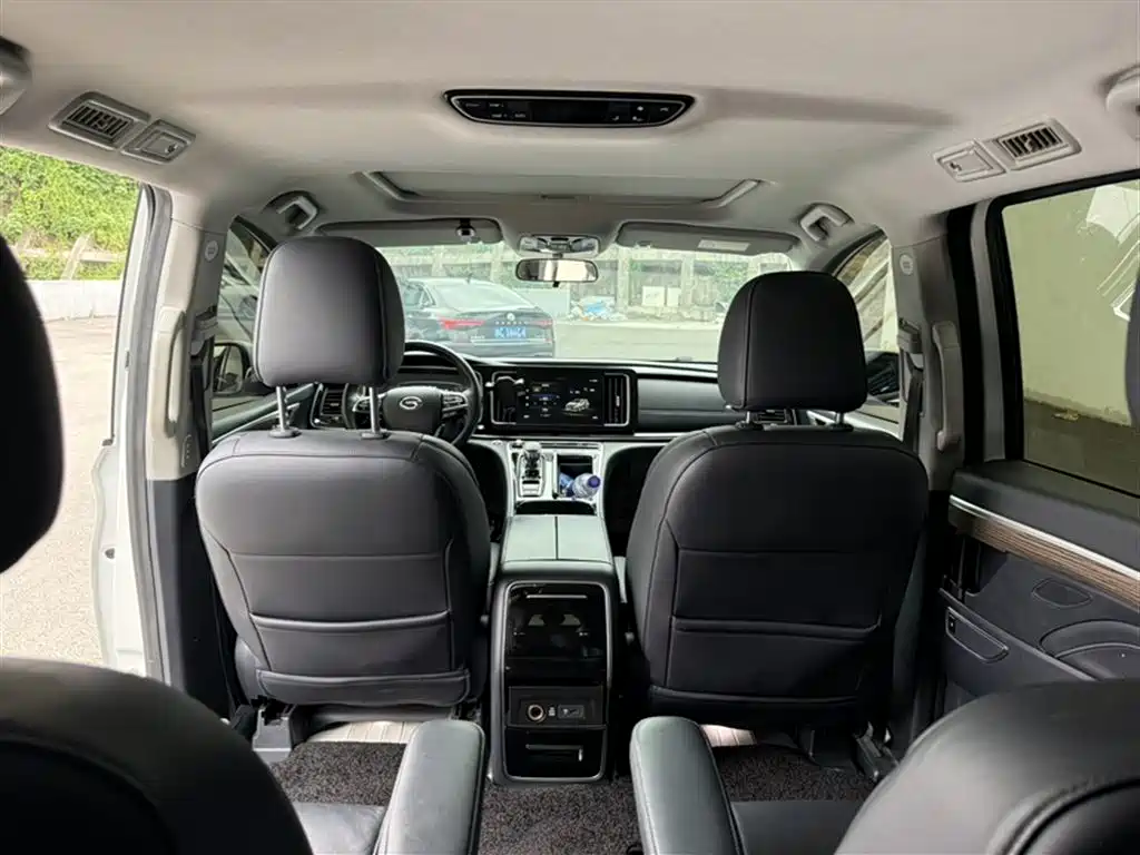 GAC Motor Trumpchi M8 2022 — фото 16