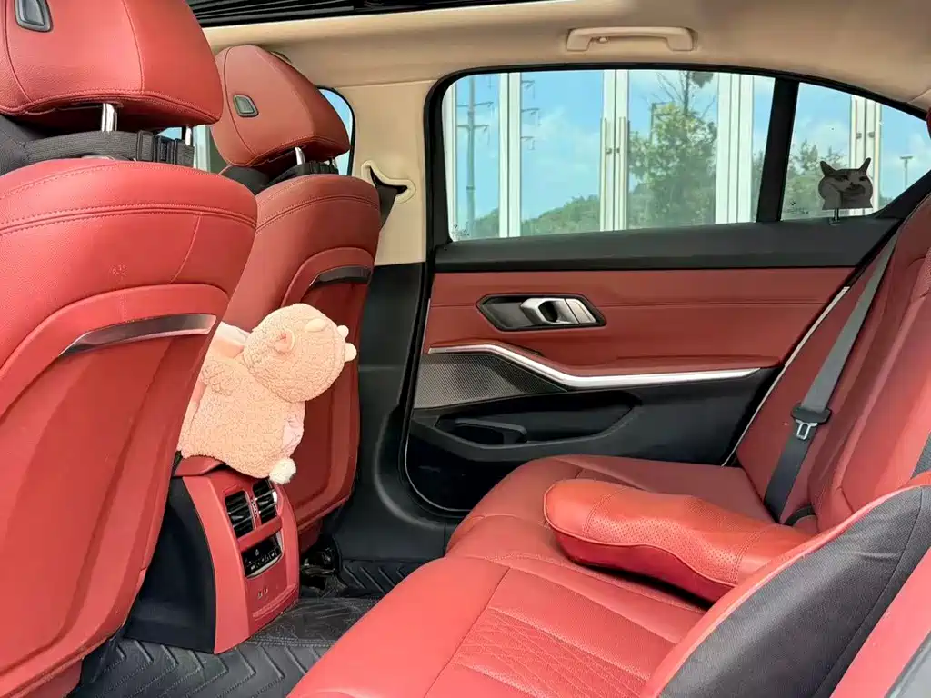 BMW 3 Series 2024