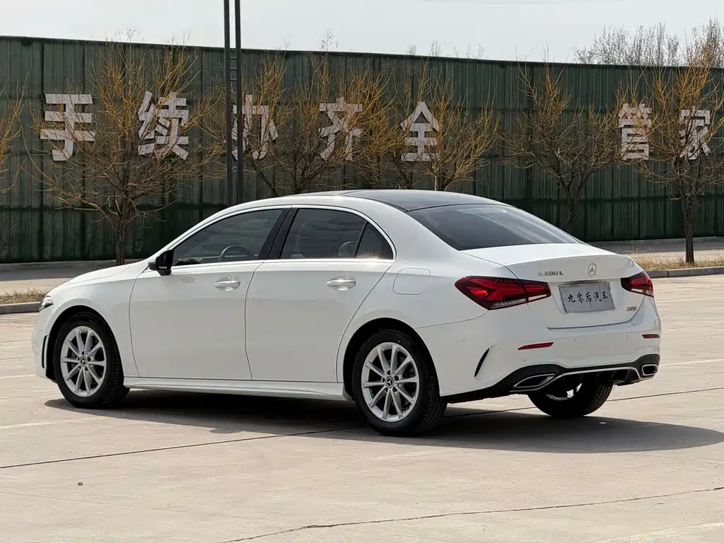 Mercedes-Benz A-Class 2021 — фото 5