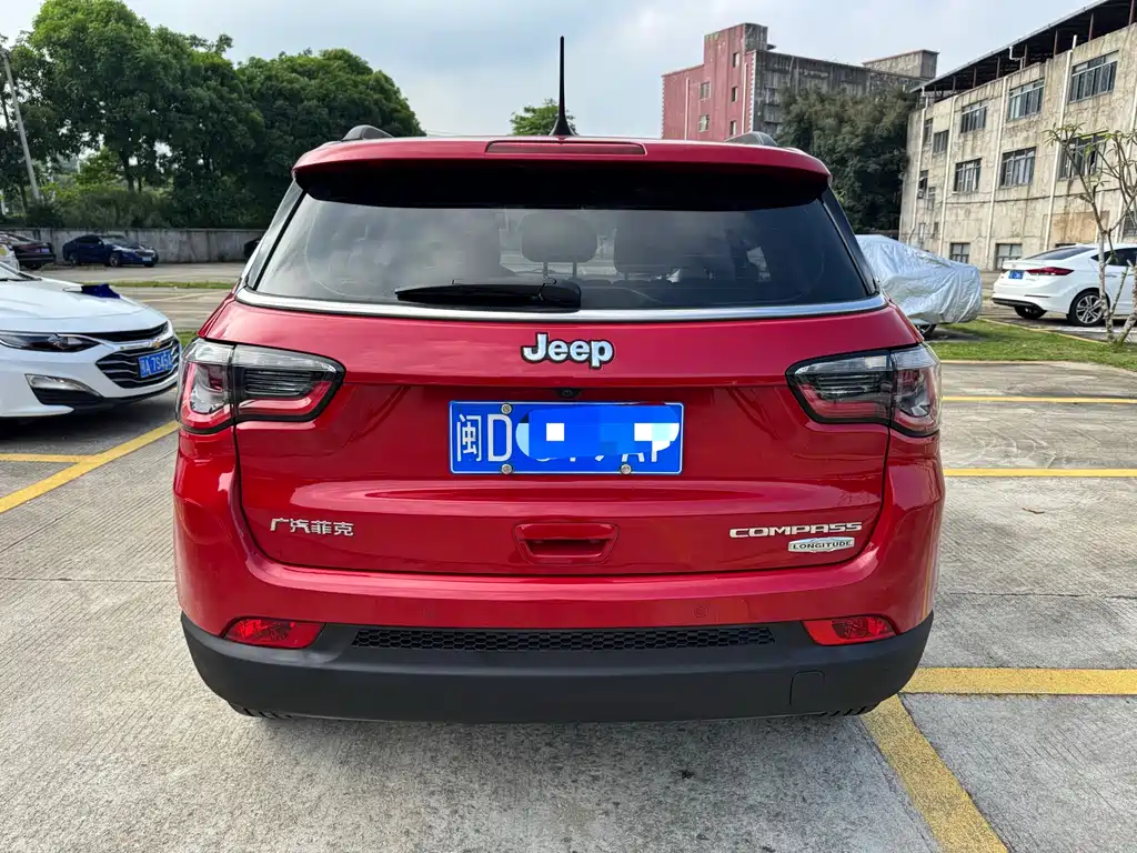 Jeep Compass 2017 — фото 5