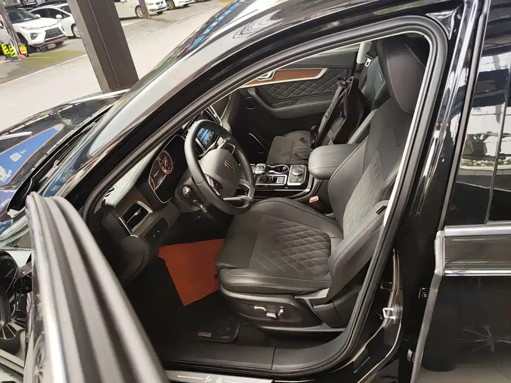 Hongqi HS7 2021 — фото 15
