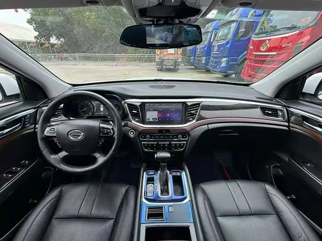 GAC Trumpchi GS8 2019 — фото 23