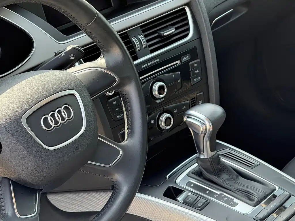 Audi A4L 2016 — фото 13