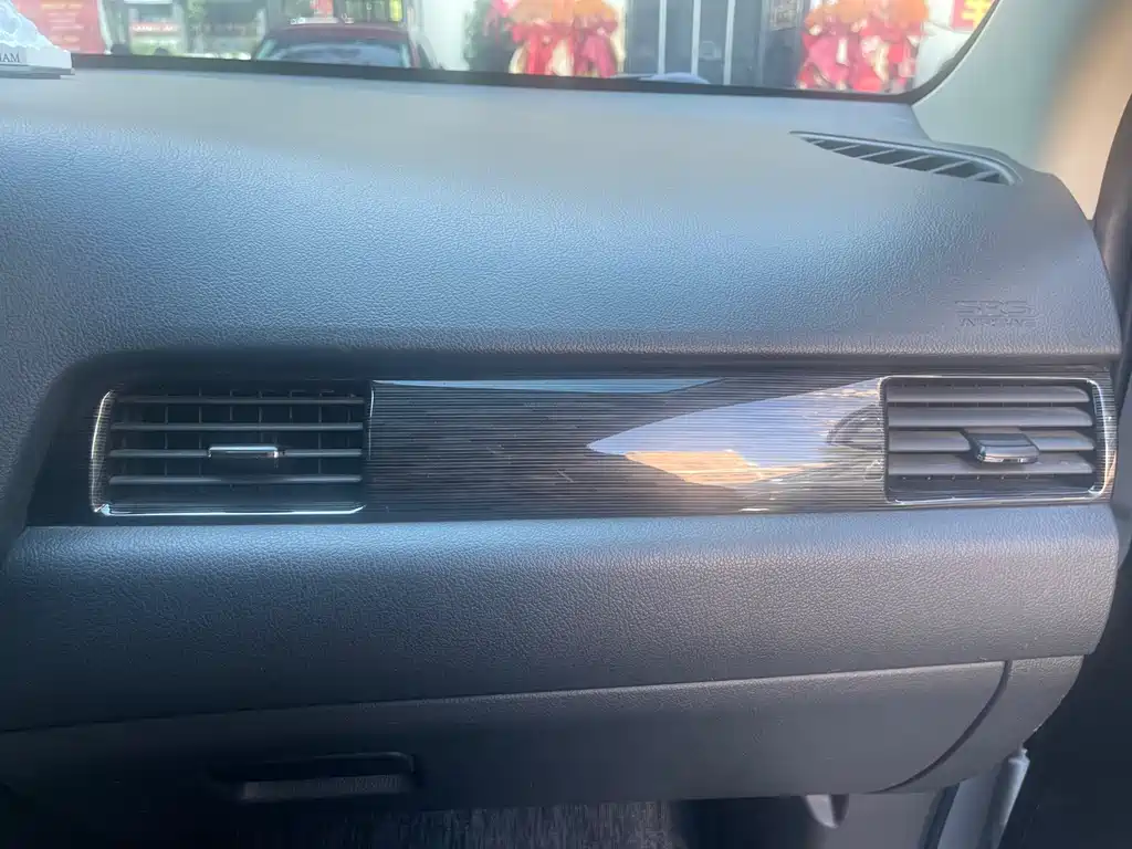 Mitsubishi Outlander 2018 — фото 5