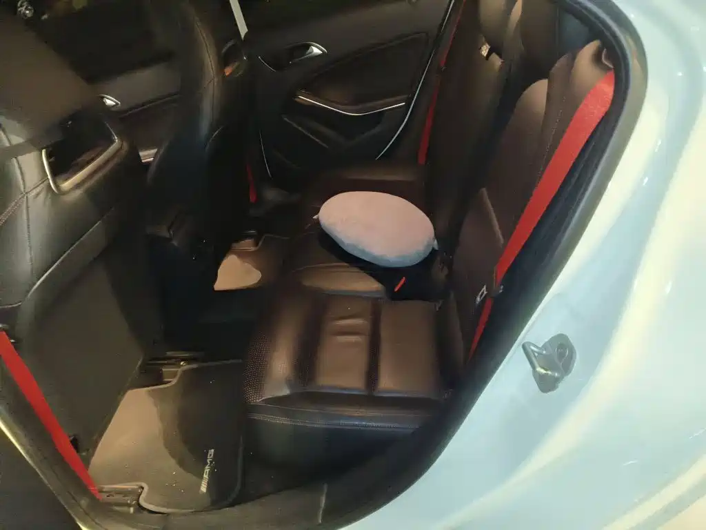 Mercedes-Benz A-Class 2015 — фото 15