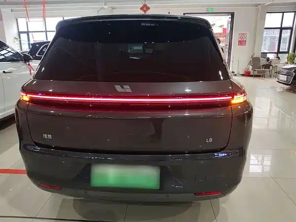Li Auto L8 2023