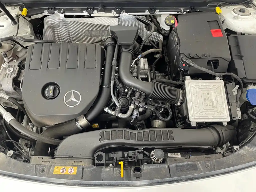 Mercedes-Benz A-Class 2022 — фото 15