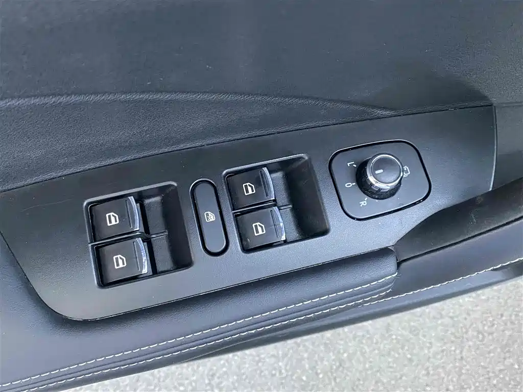 Haval H7 2018 — фото 15
