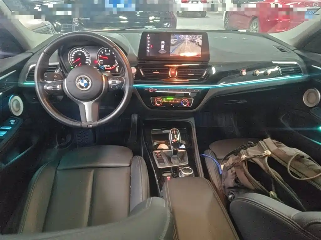 BMW 1 Series 2021 — фото 10