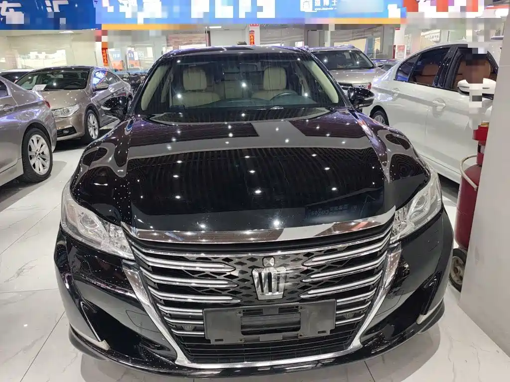 Toyota Crown 2017