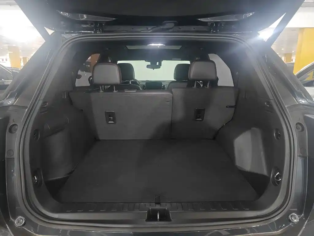 Chevrolet Equinox 2022 — фото 15