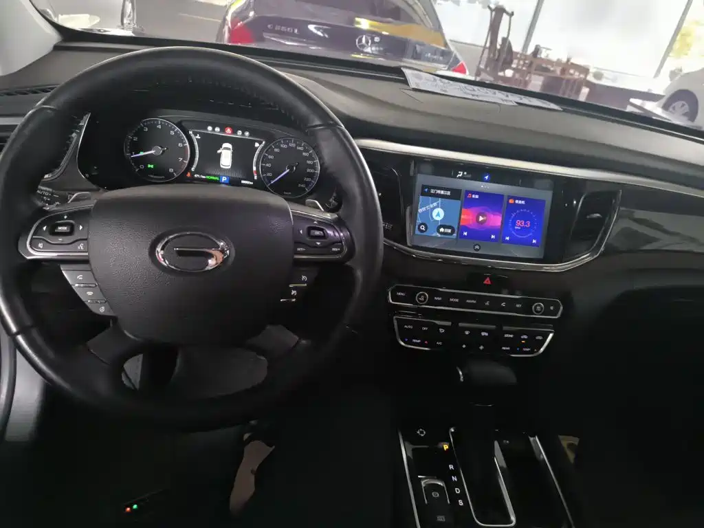 GAC Motor Trumpchi GS8 2017