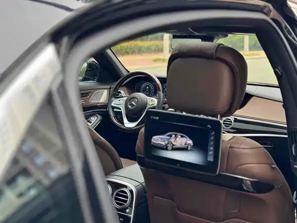 Mercedes-Benz Maybach S-Class 2019