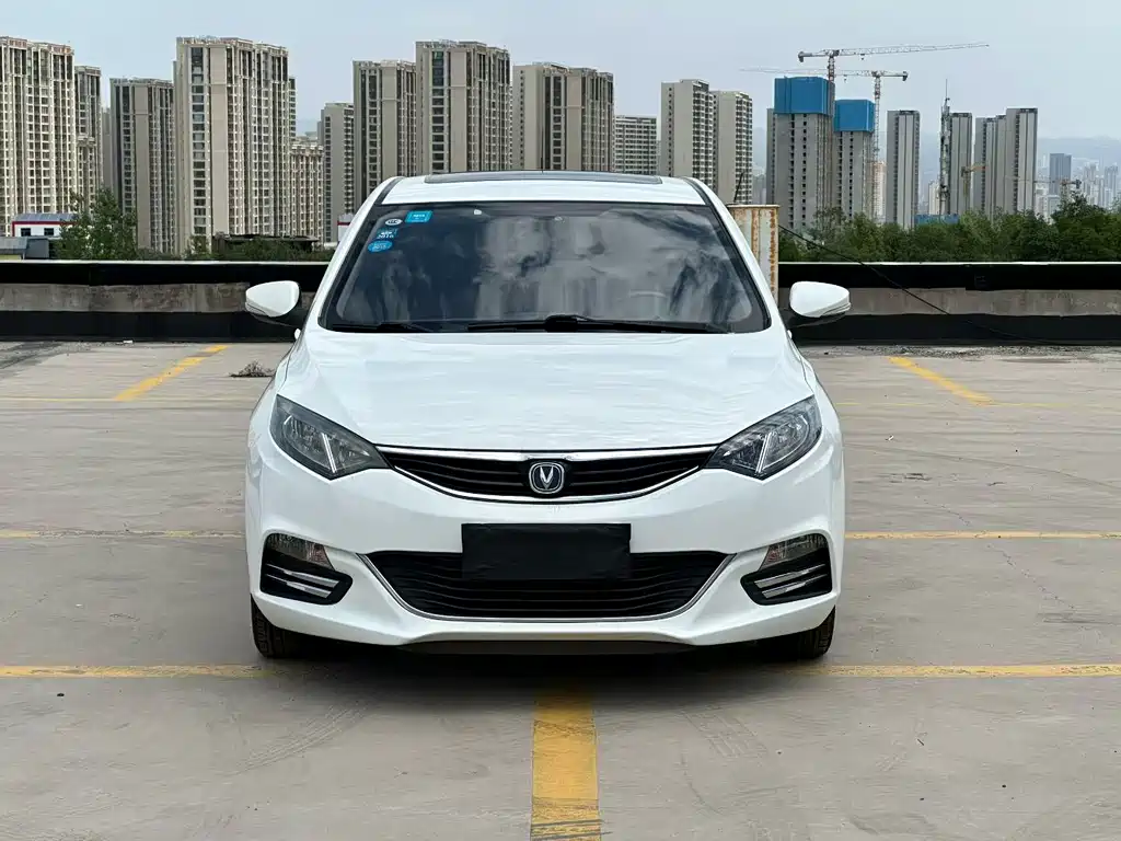 Changan Eado XT 2014 — фото 2
