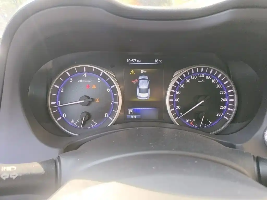 Infiniti Q50L 2016
