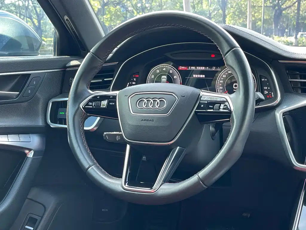 Audi A6L 2021 — фото 18