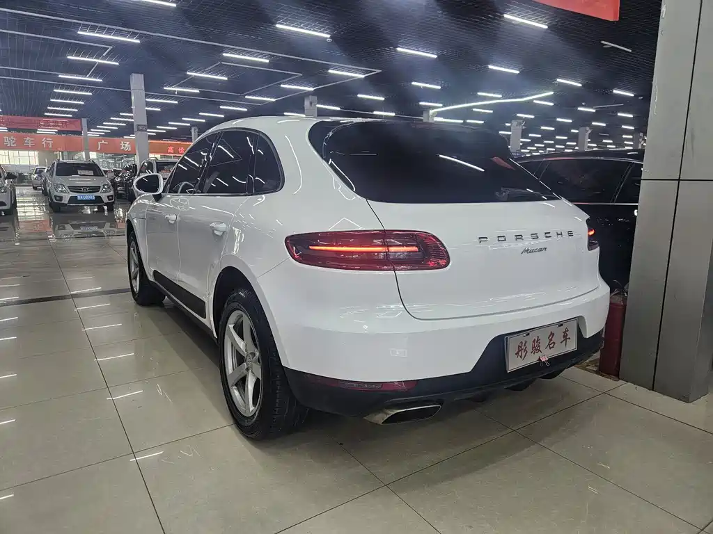 Porsche Macan 2016 — фото 7