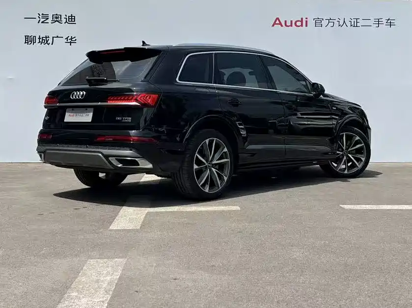 Audi Q7 2021 — фото 4