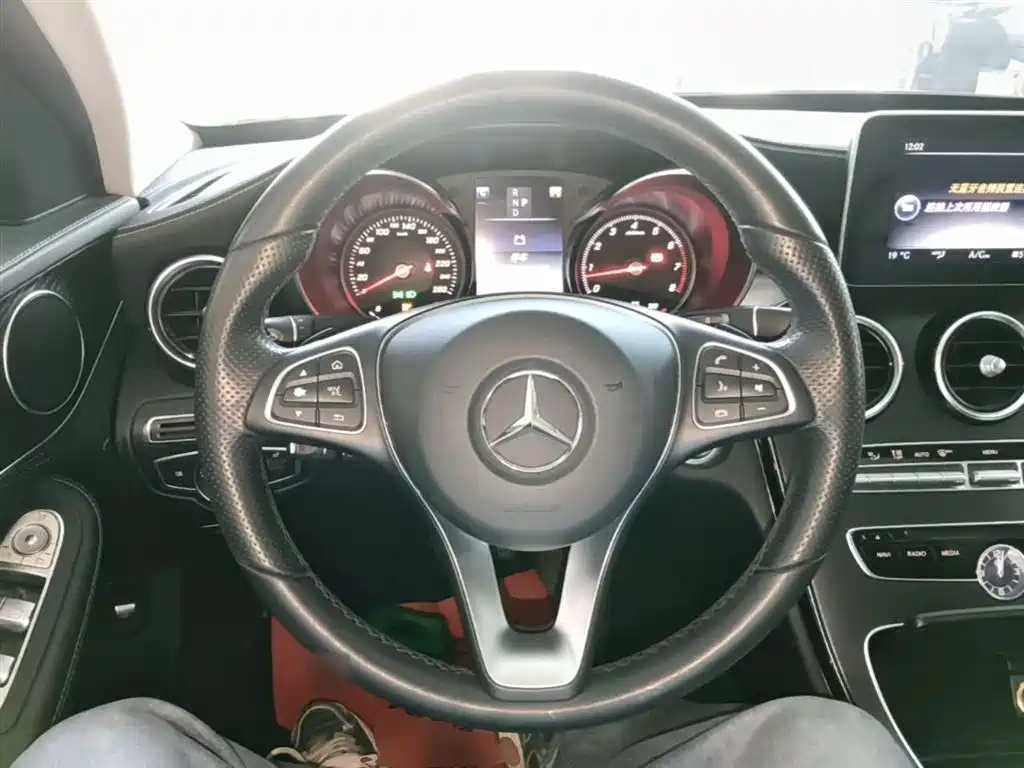 Mercedes-Benz C-Class 2017 — фото 11