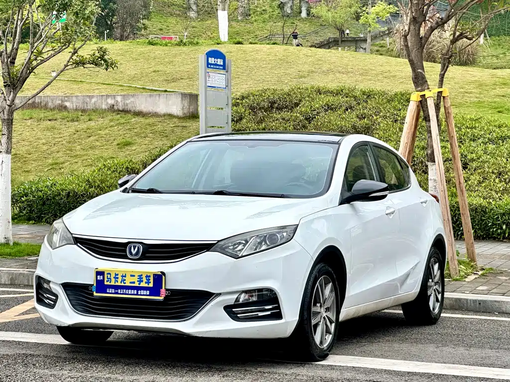 Changan Eado XT 2015 — фото 1