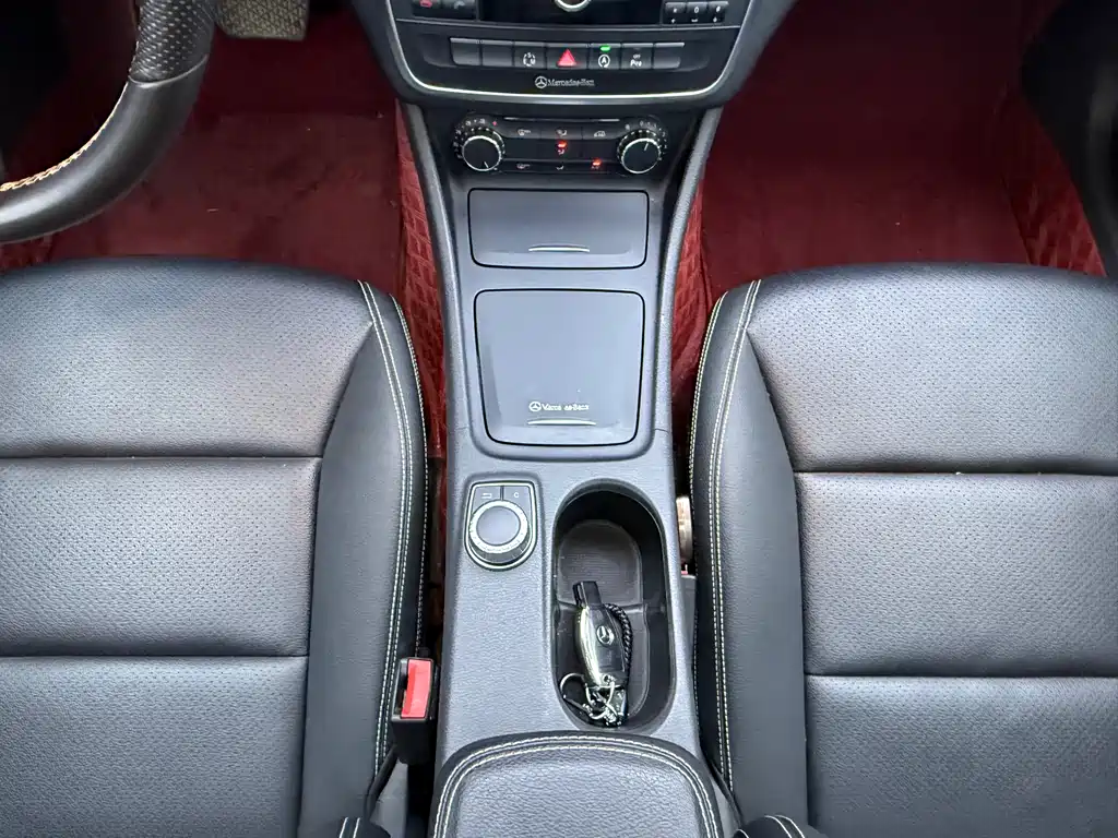 Mercedes-Benz GLA 2016 — фото 9