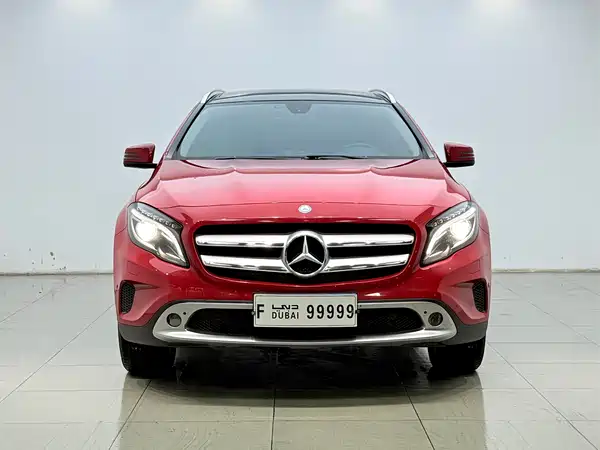 Mercedes-Benz GLA 2015