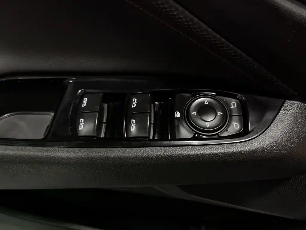 Chevrolet Orlando 2019 — фото 9