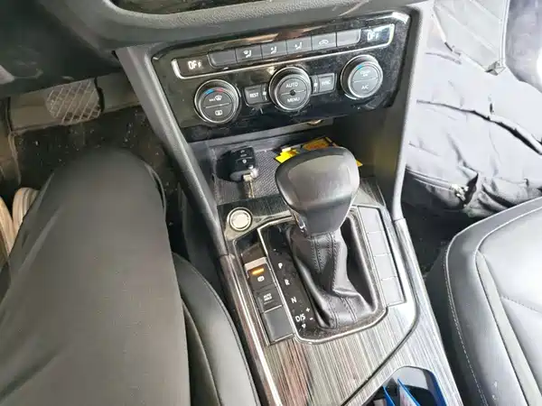 Volkswagen Tiguan L 2020