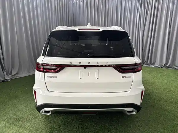 Geely Vision X6 2022