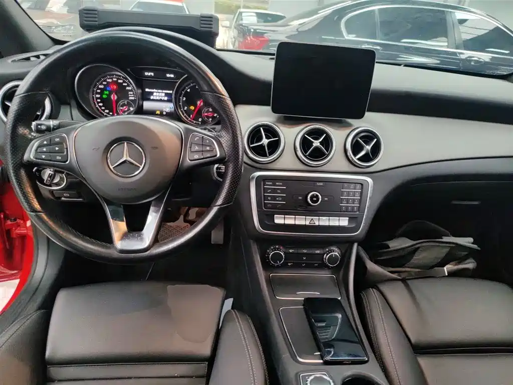 Mercedes-Benz CLA 2018 — фото 10
